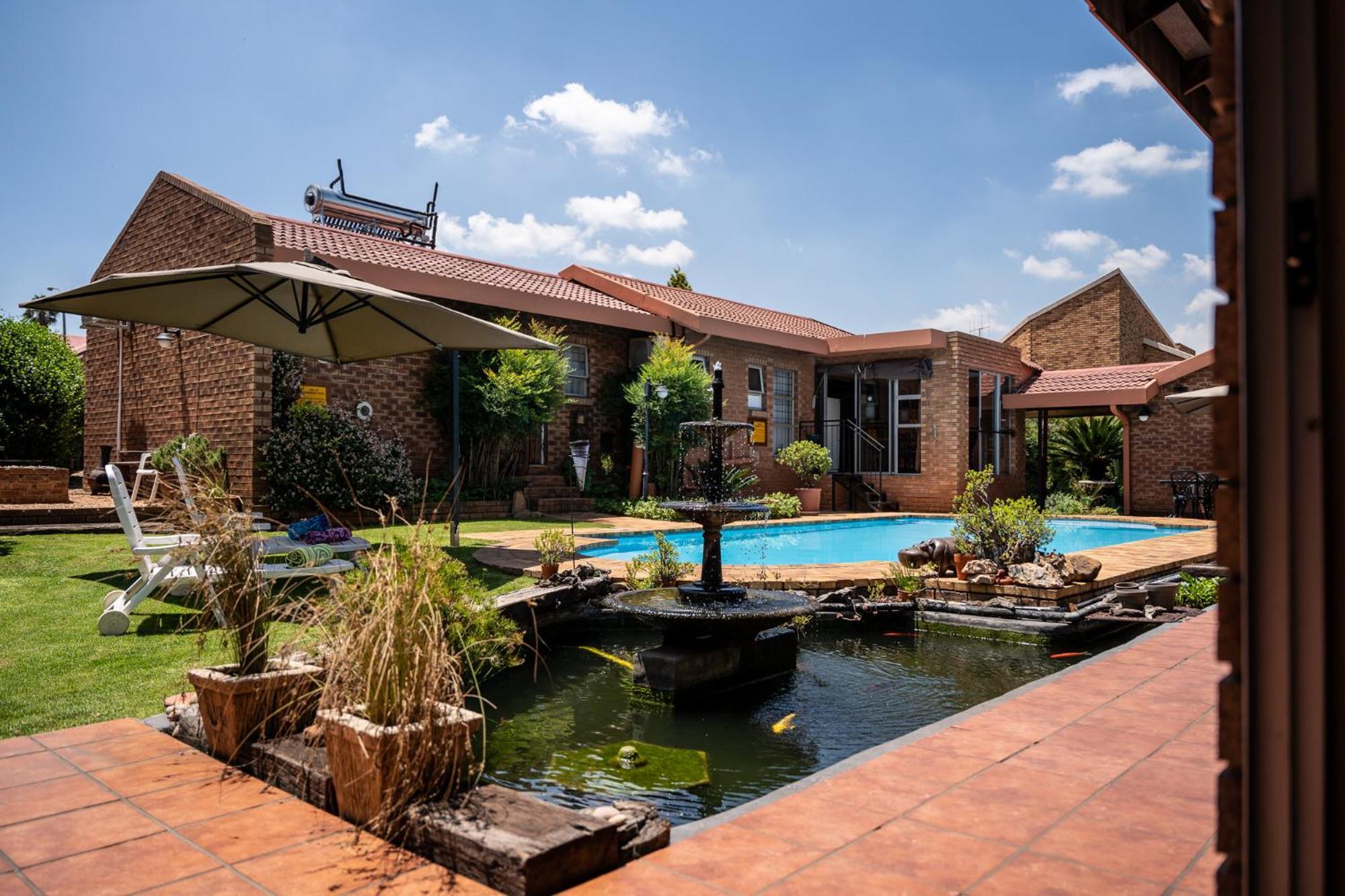 Asante Guest House Vanderbijlpark Εξωτερικό φωτογραφία